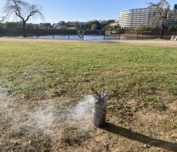 【二次燃焼ストーブ】平和公園 メタセコイア広場で焚き火 秋の暮は薪拾い放題