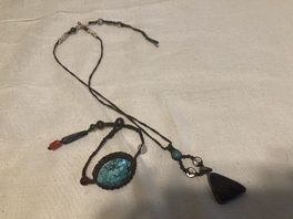 【ハンドメイド】マクラメアクセサリーという究極の暇つぶし
